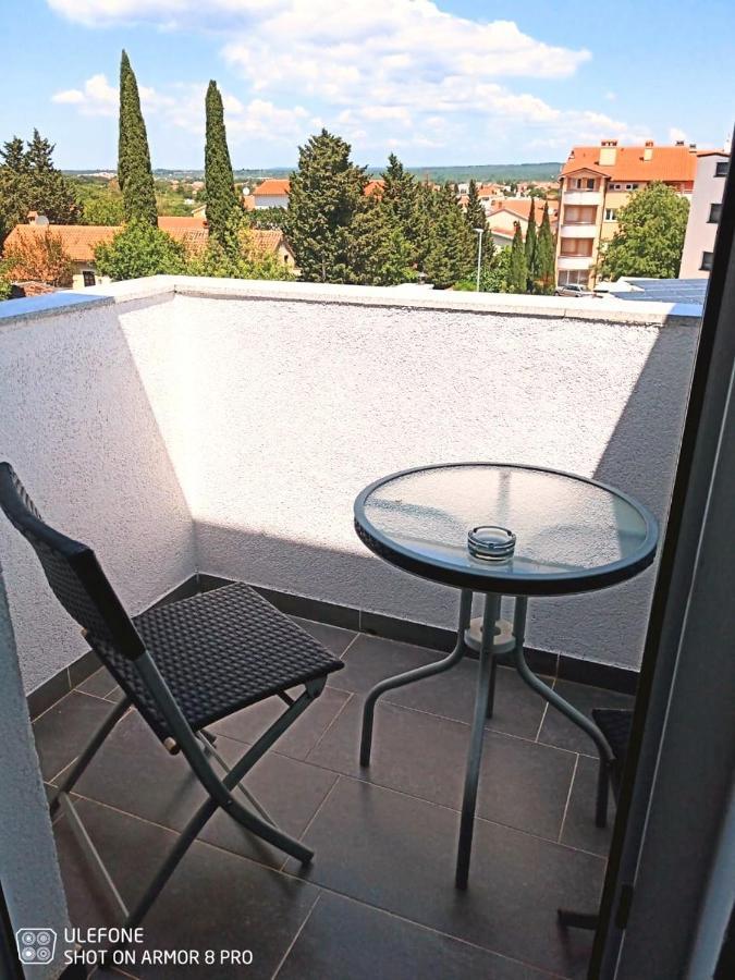 Abelia Sea View Apartment Пула Экстерьер фото